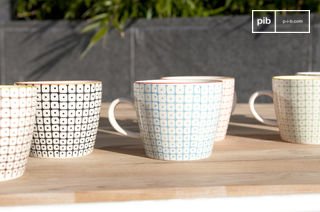 6 mugs en porcelaine Brüni