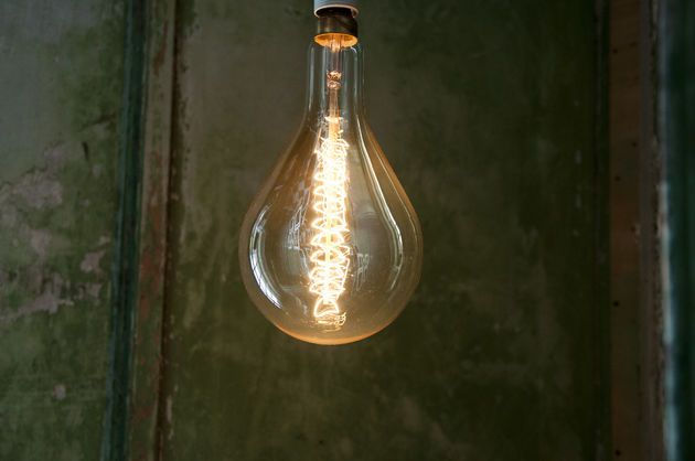 Ampoule géante à filament long