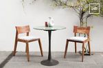 Ancienne collection de table de repas nordique
