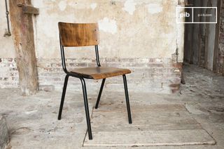 Chaise de style vintage  Doinel