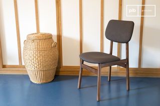 Chaise design en bois larssön