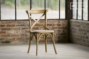 Chaise en bois finition naturelle Pampelune