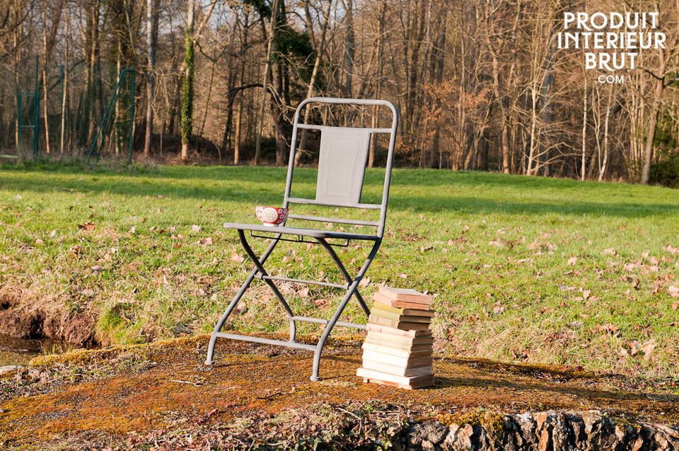 Une chaise pliante pour toutes les pièces