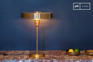 Lampe vintage de table en laiton doré amber