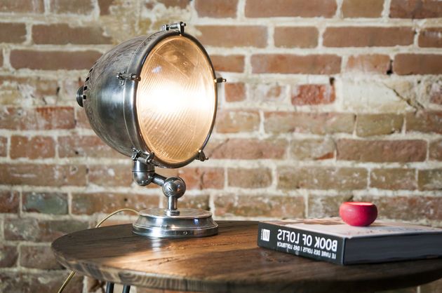 Lampe phare argentée XXL