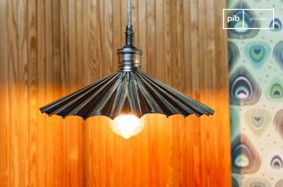 Lampe suspendue en laiton Charlotte