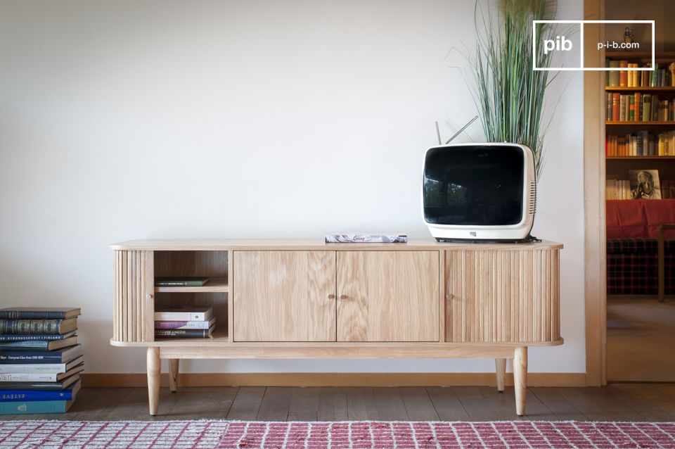 Magnifique meuble TV au style scandinave en bois clair.