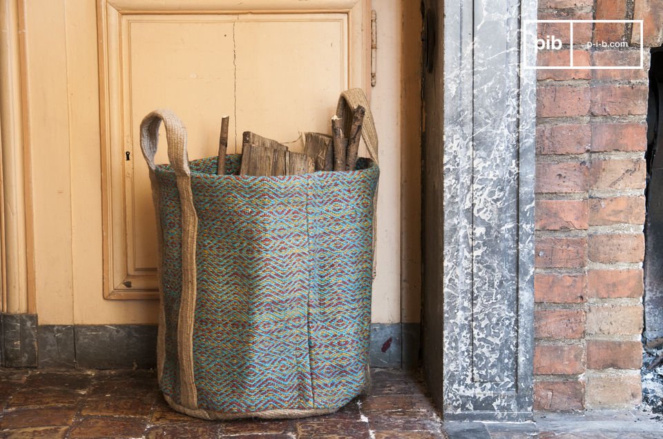 Panier à bois Raviya - Le charme d'un accessoire deco