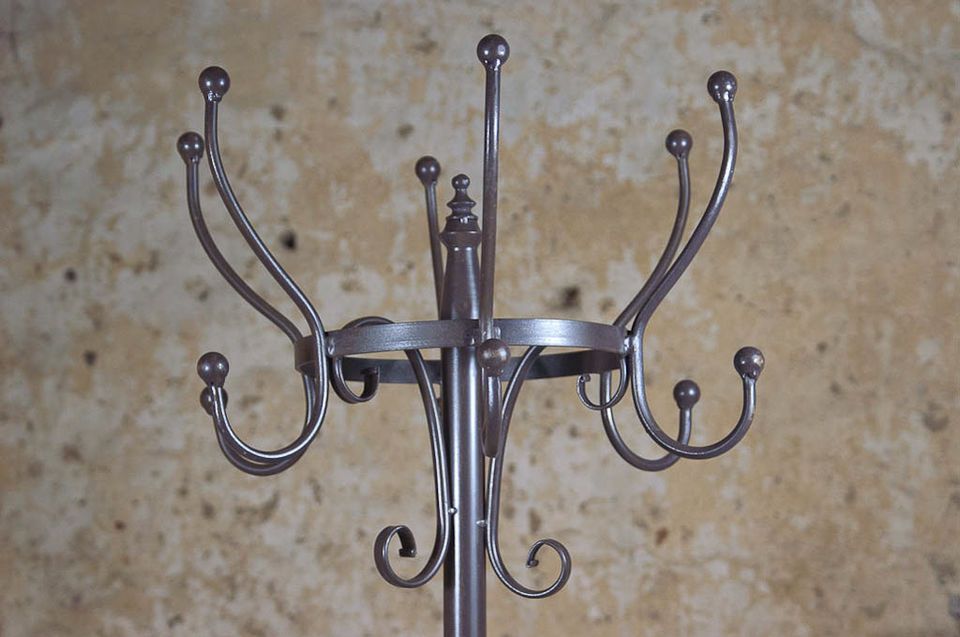 Inspiré des porte-manteaux des années 1900