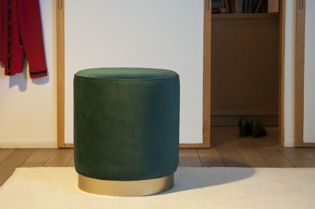 Pouf en laiton et velours vert Dallas