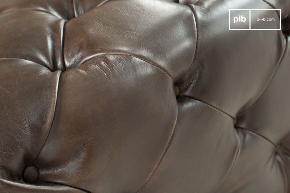 Le style traditionnel de Chesterfield séduit par son charme.