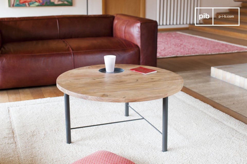 Belle table basse ronde en bois et en métal.