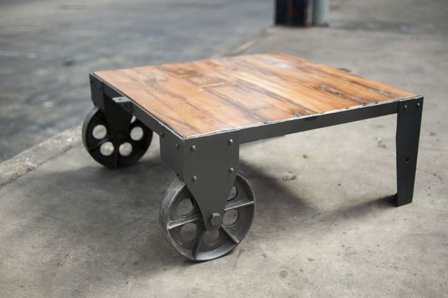 Table basse en bois Railway