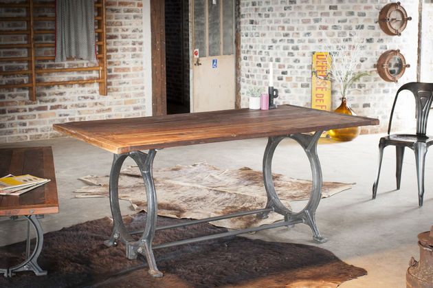 Table en bois ancien Tonnel