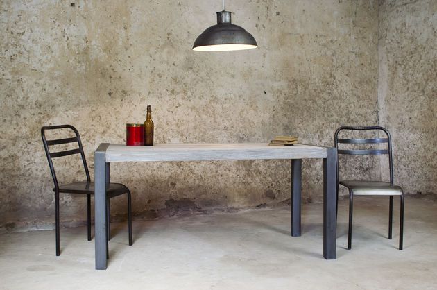 Table vintage en teck recyclé