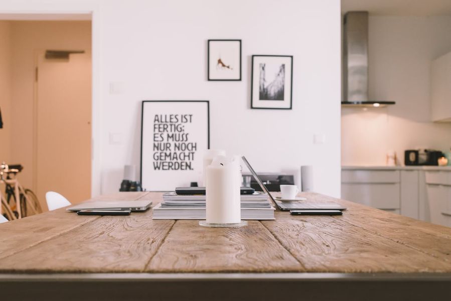 Bien choisir sa table en bois, pour un intérieur réussi