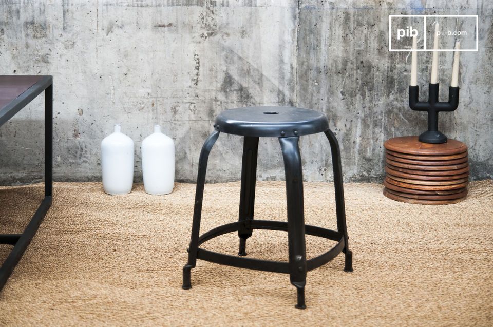 Tabouret au super look industriel.