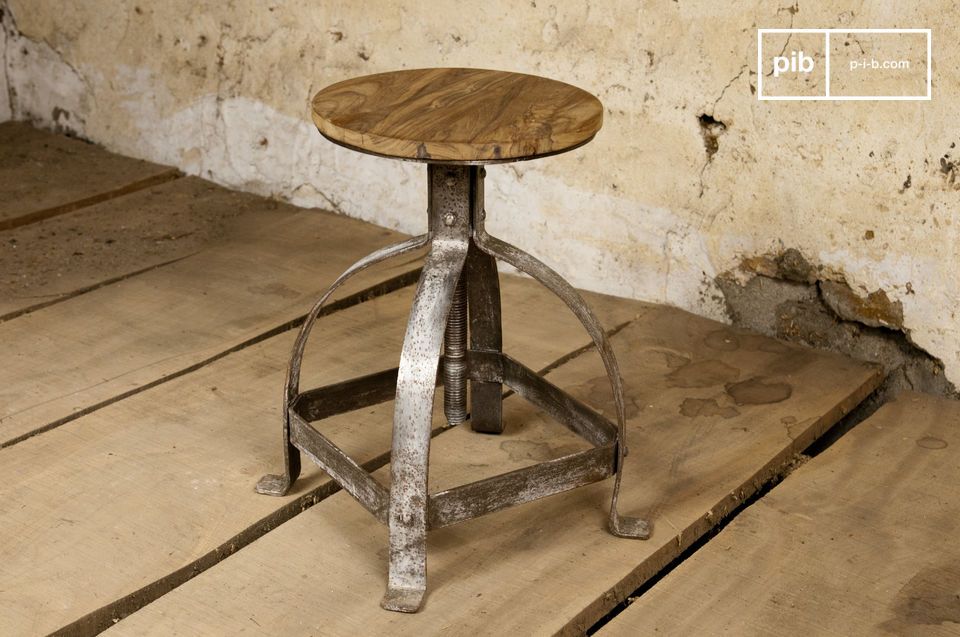 tabouret industriel metal